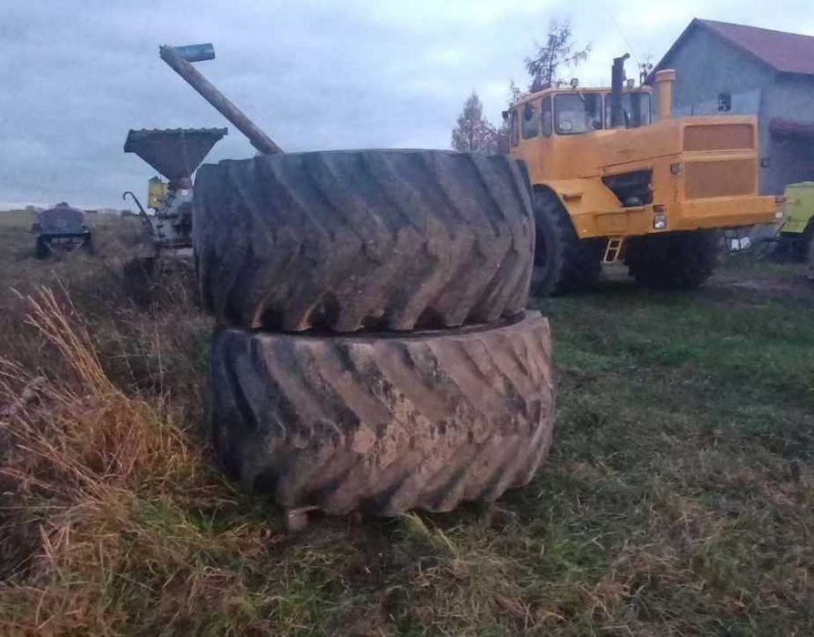 kirowiec k701 kirovets k700 V12 kir bliźniaki