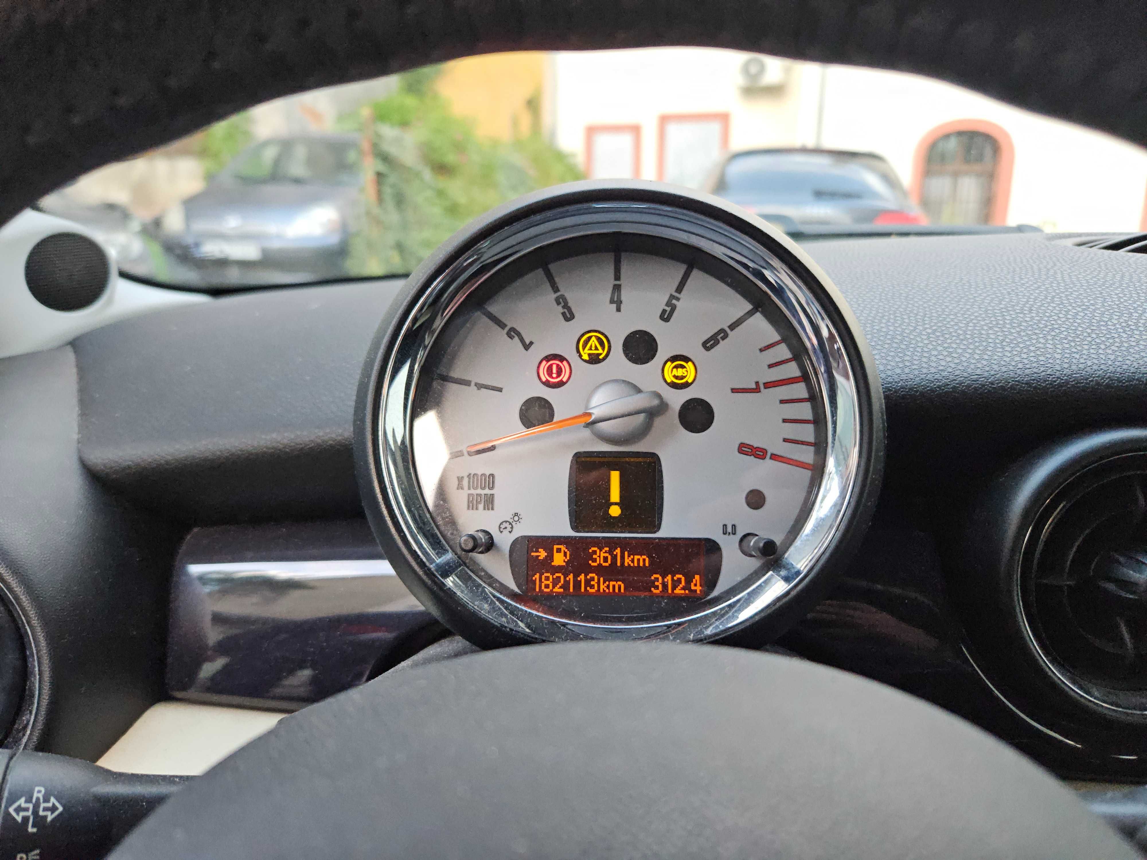 Mini Cooper Clubman 1.6 benzyna