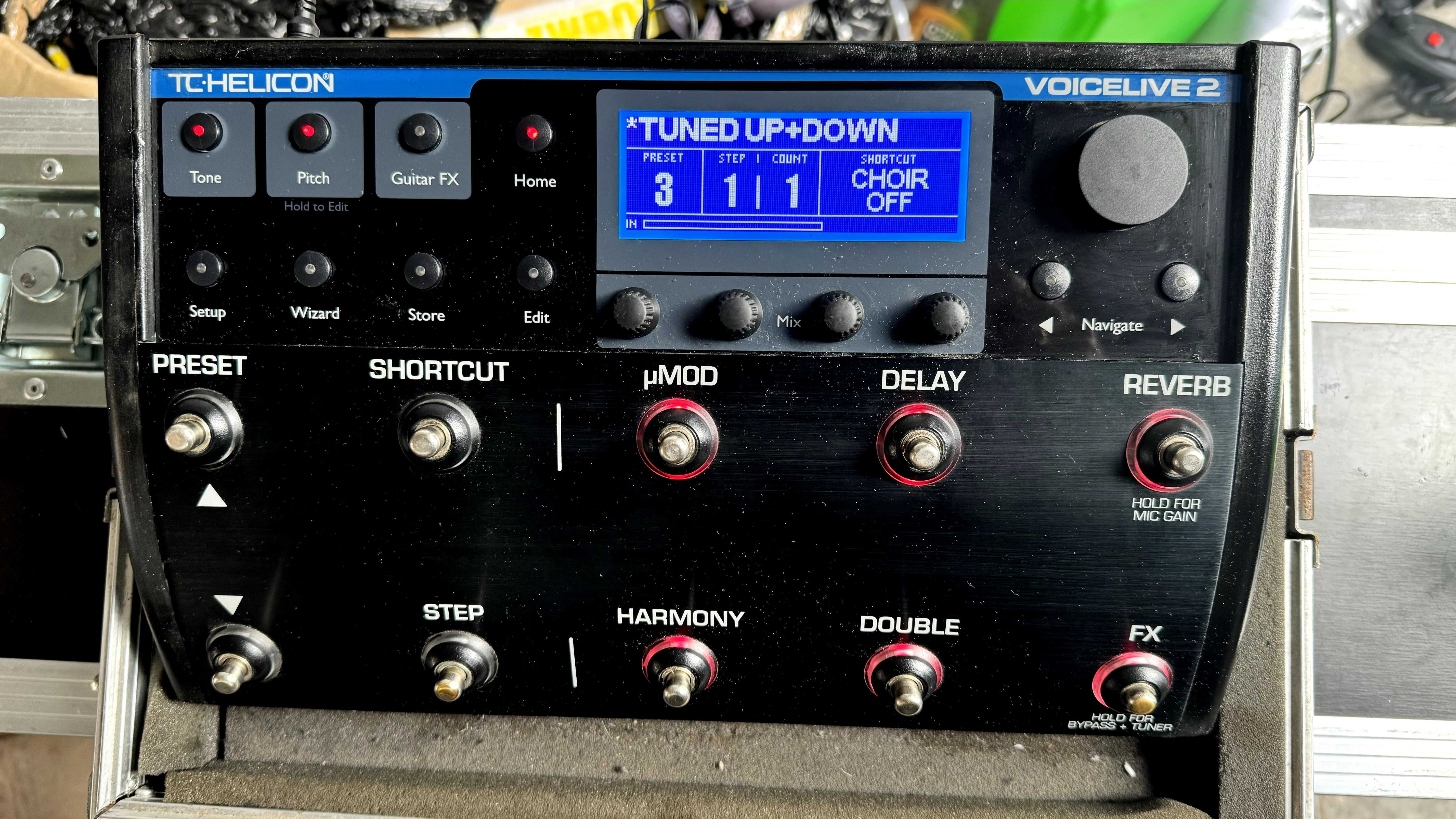 TC HELICON voice live 2 + CASE