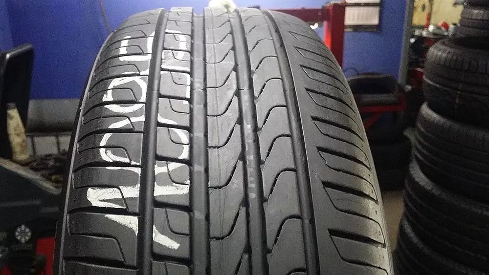 Pirelli Cinturato P7/215/55/17/7mm (1095)