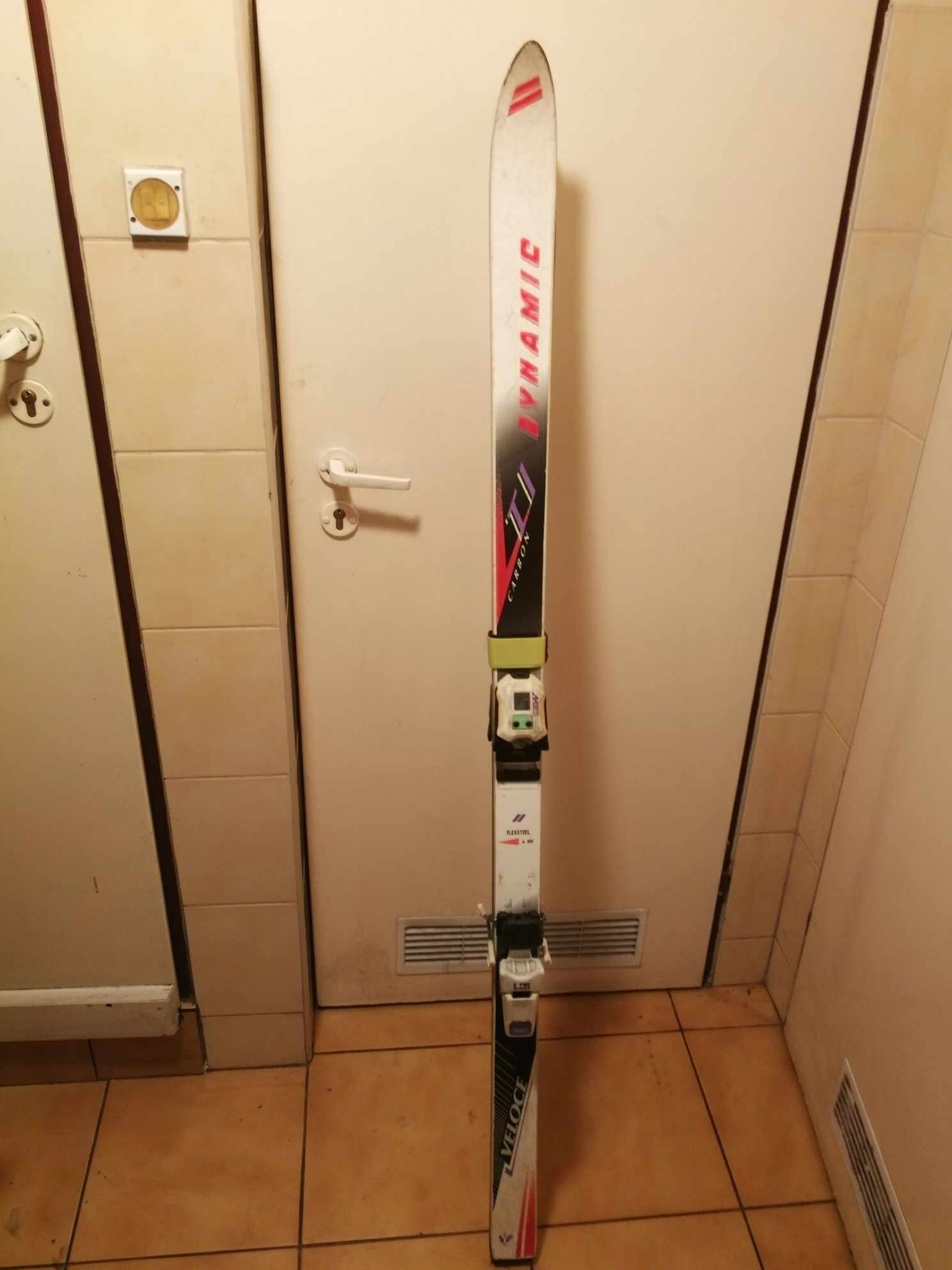 Narty zjazdowe Dynamic 165 cm