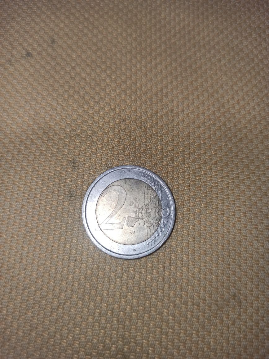 Монета 2 евро италия