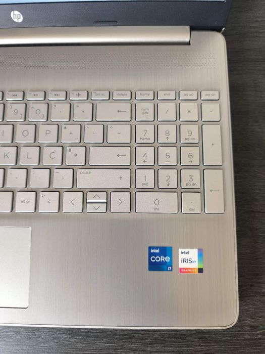 Portátil HP 15S-FQ5026NP i7 16GB 1TB