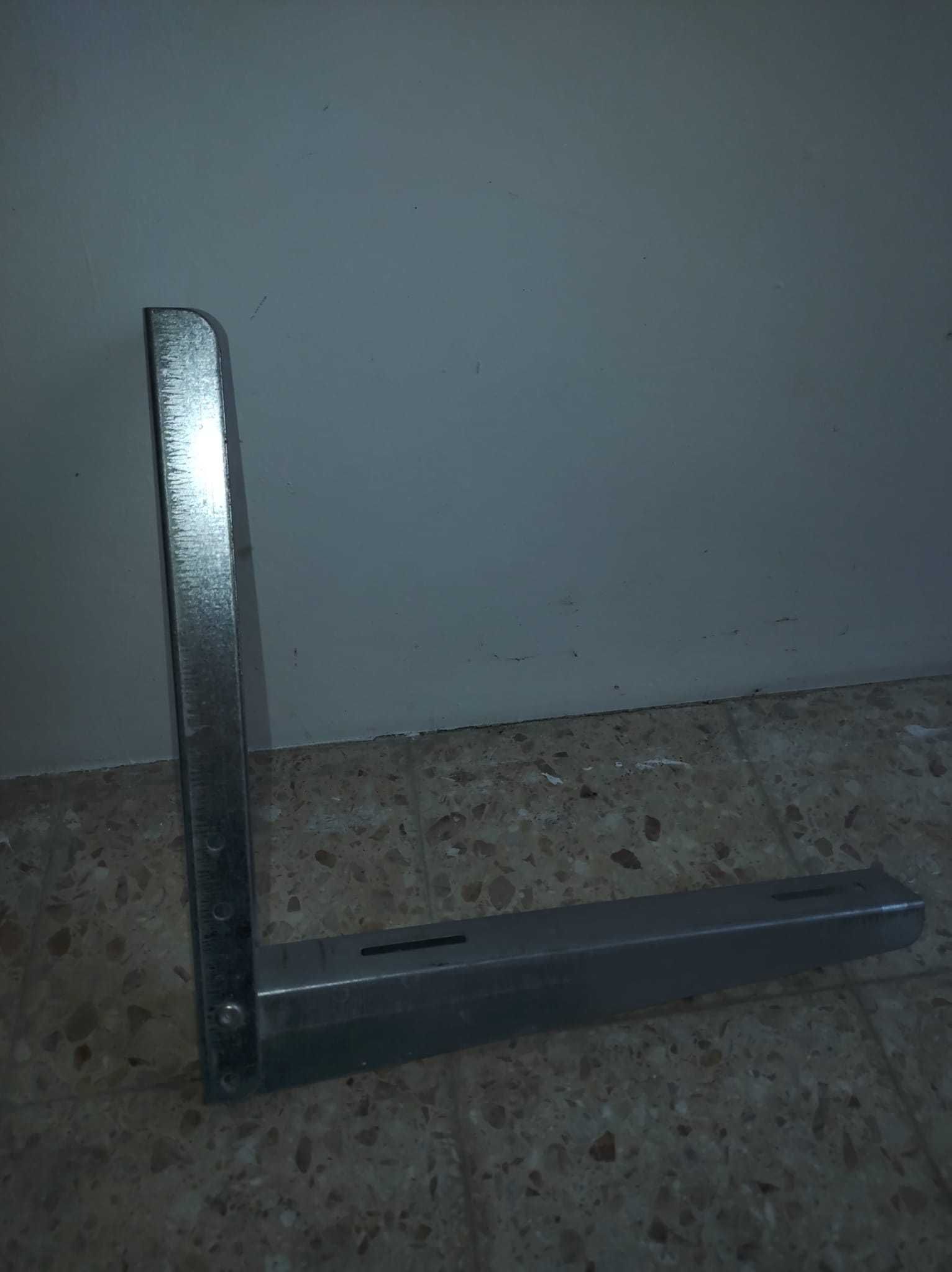 Suporte para ar condicionado