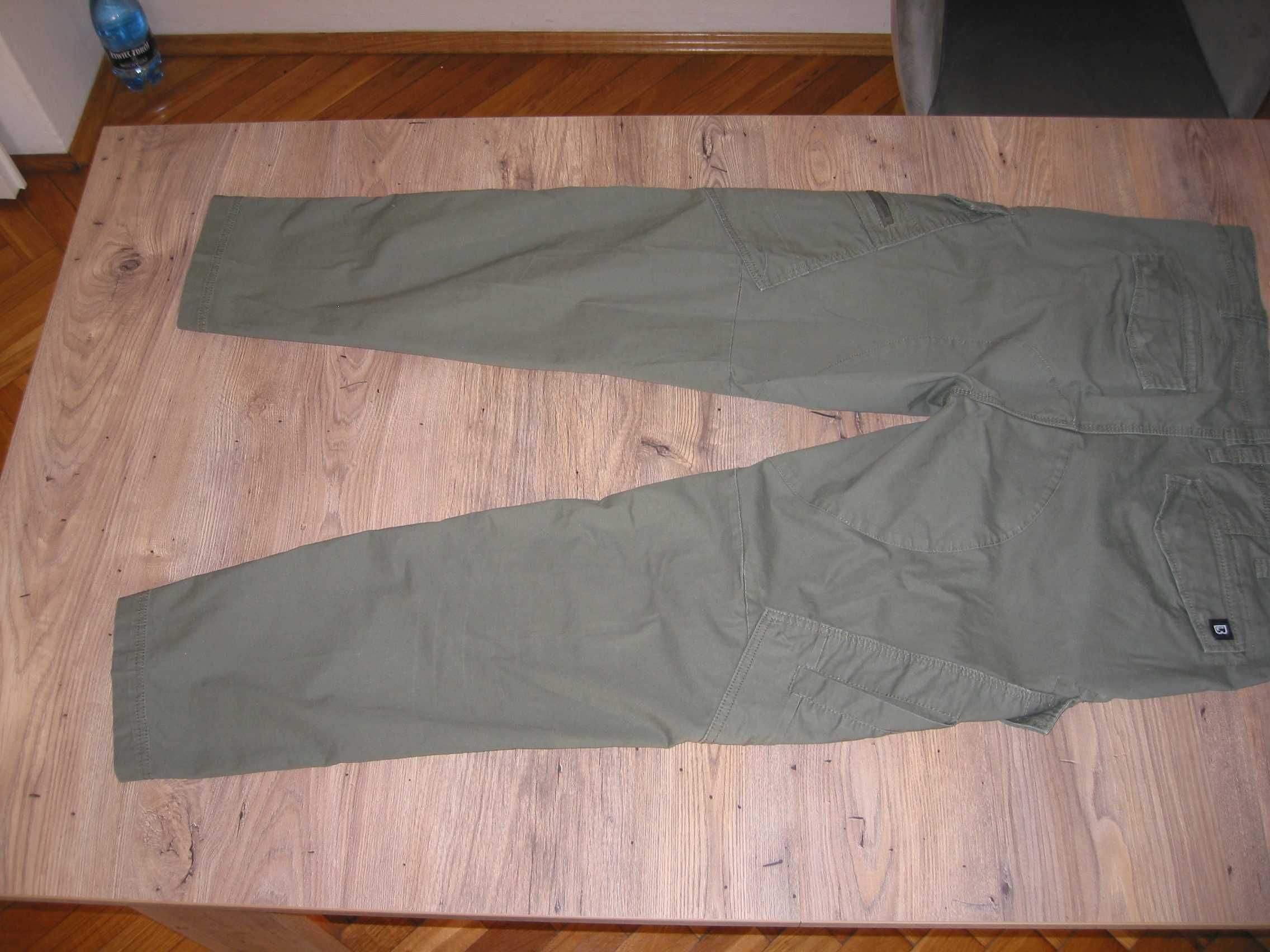 Spodnie BRANDIT Adven Slim Fit Trousers Oliv XXL