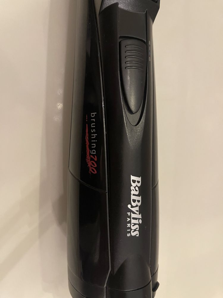 Брашинг фен-щітка babyliss brushing