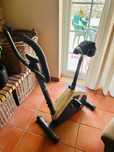 Bicicleta Estatica velha e barulhenta