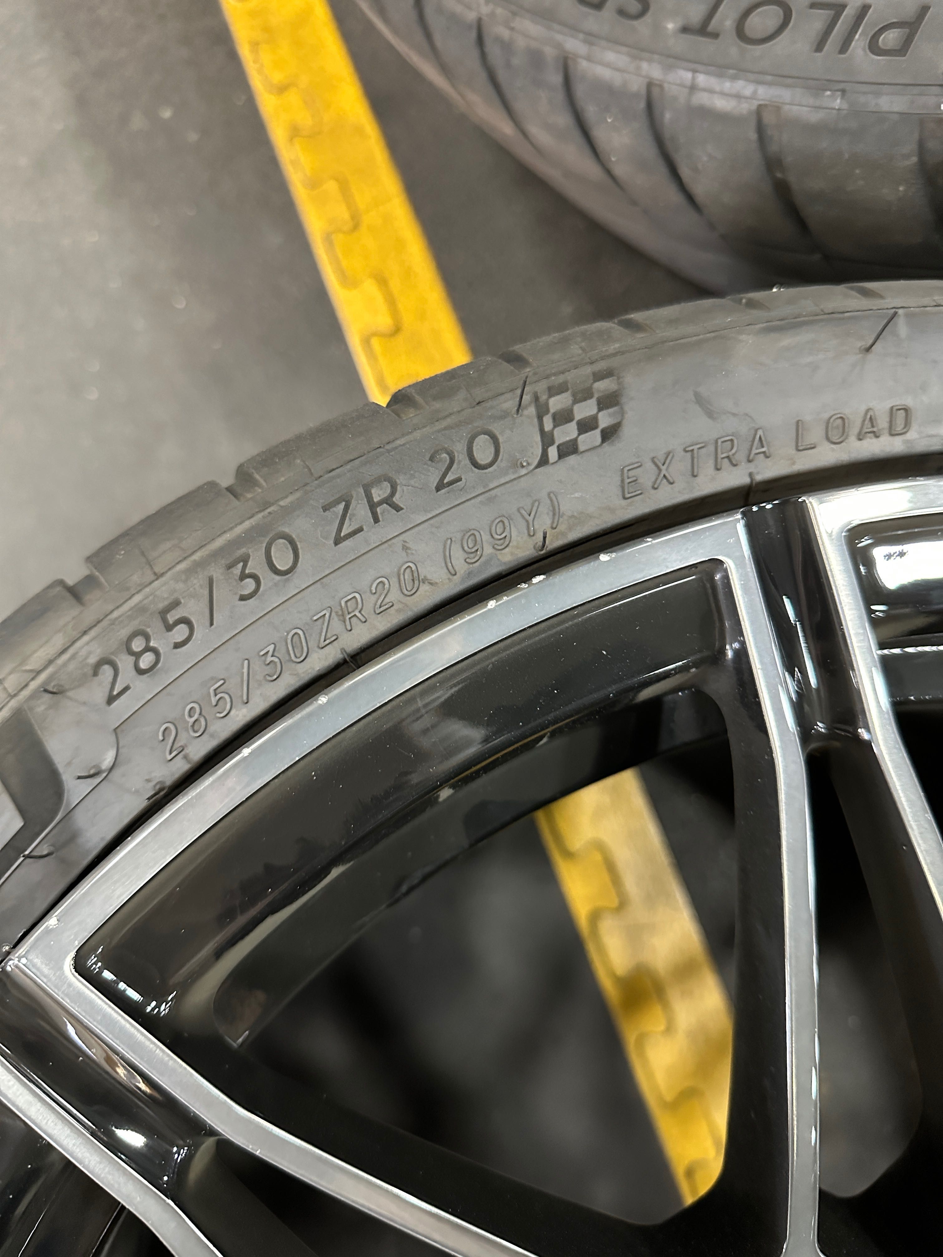 Jantes BMW M3 Originais com Pneus Michelin 4S