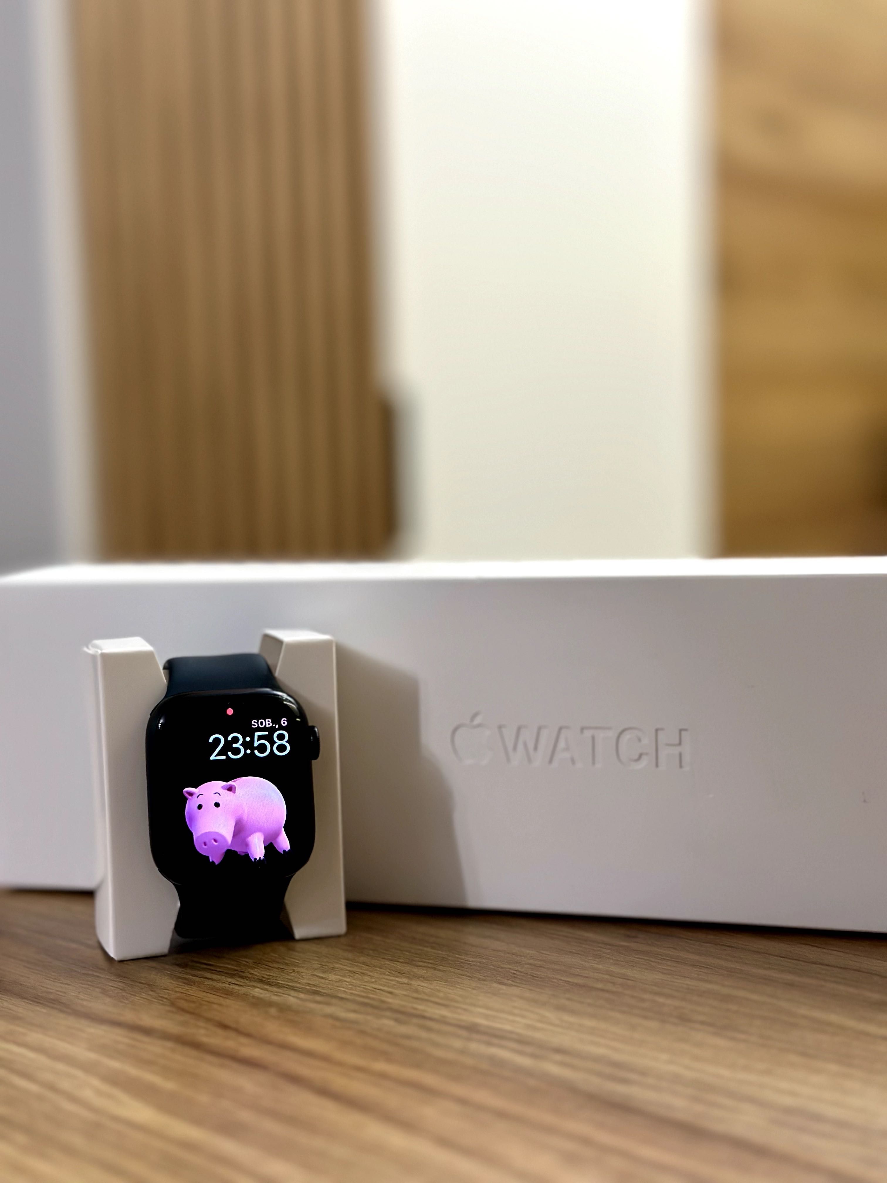 Apple Watch Series 7 GPS + Cellular
