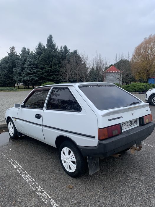 Автомобіль таврія нова