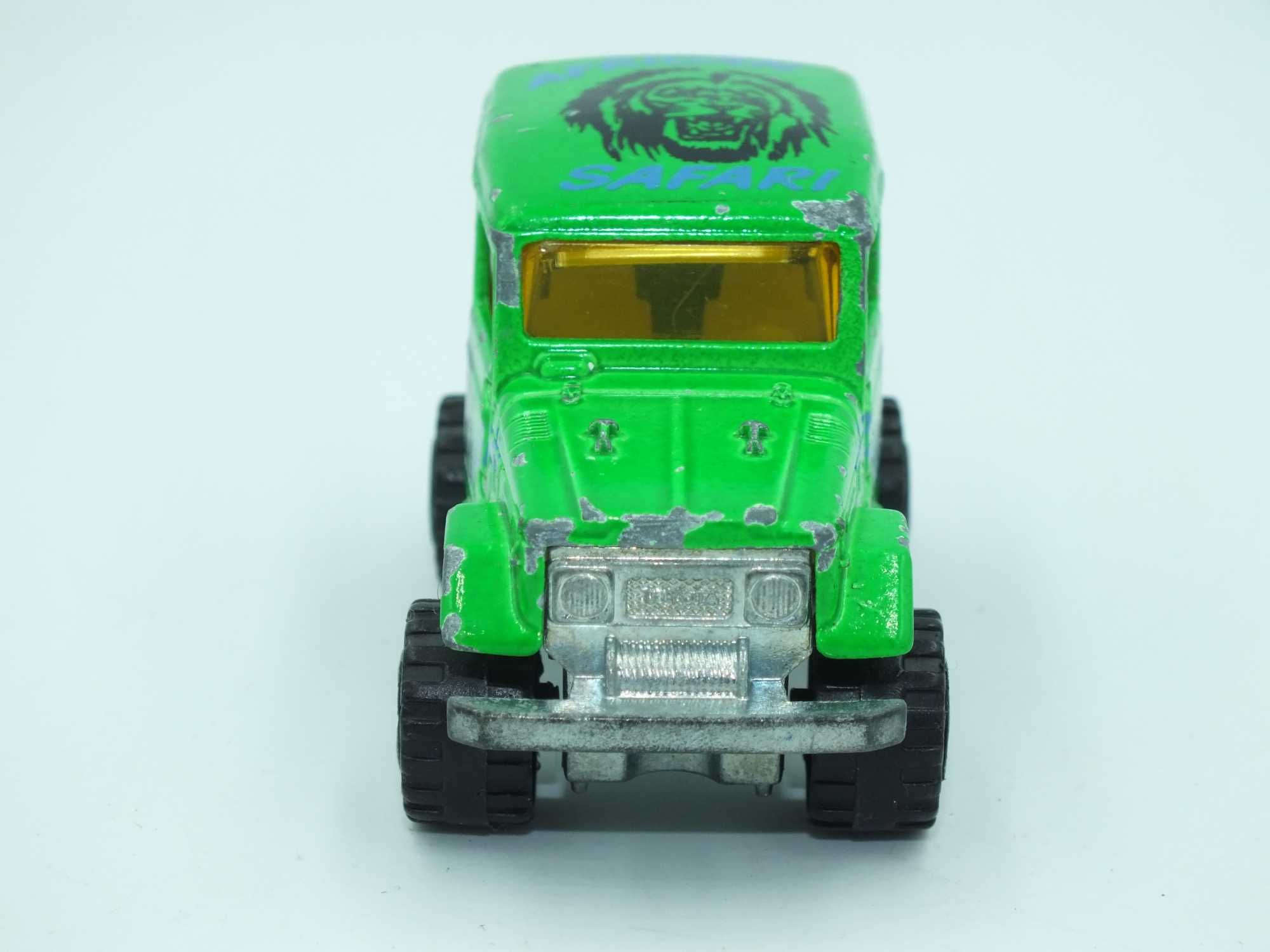 Retro Resorak MAJORETTE Toyota 4x4