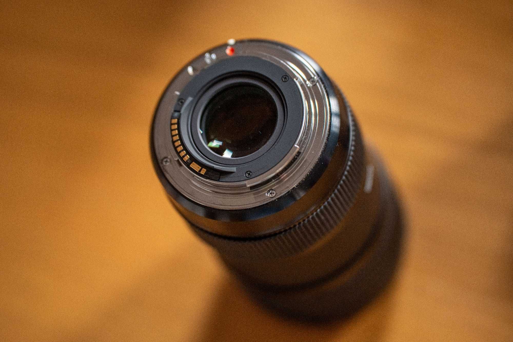 Sigma A 18-35 f1.8 Canon EF lub Sony E+Sigma mc11