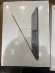 Pudelko Apple Mac book Pro 11’m z naklejkami