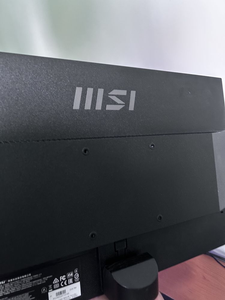 Monitor msi 24 cale