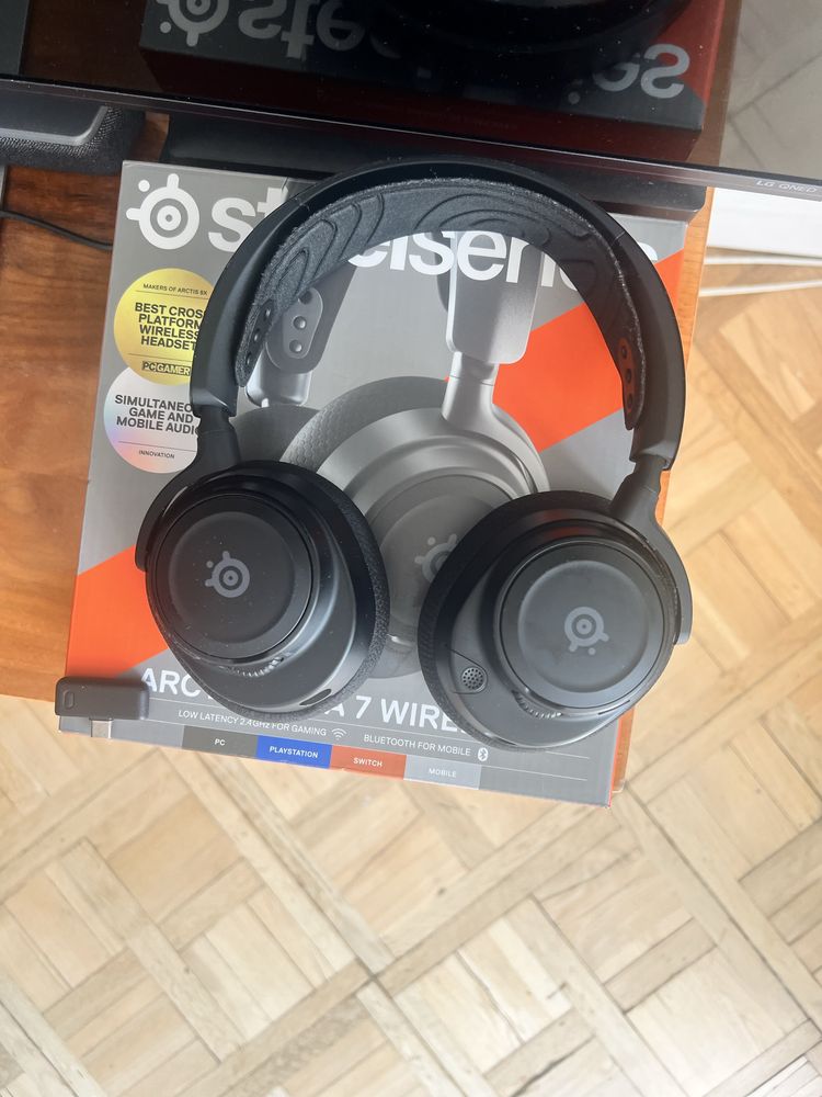 Arctis Nova 7 SteelSeries