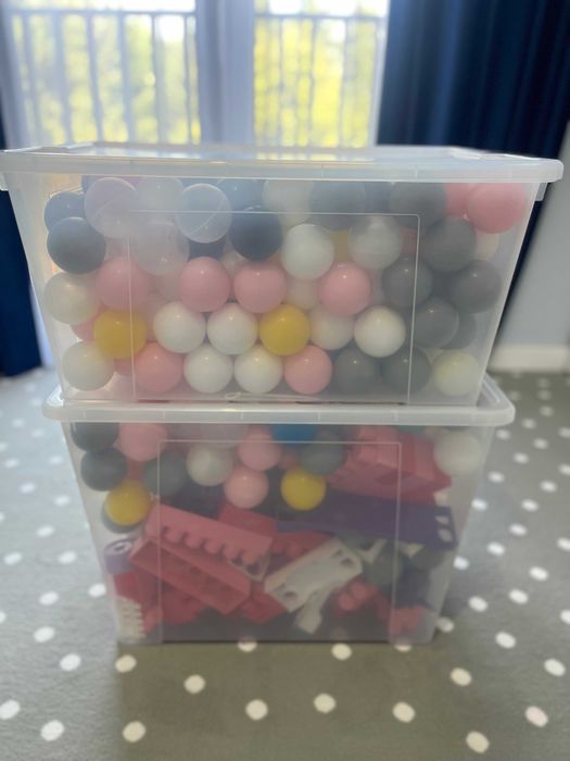 Plastikowe piłeczki KiddyMoon + klocki gratis