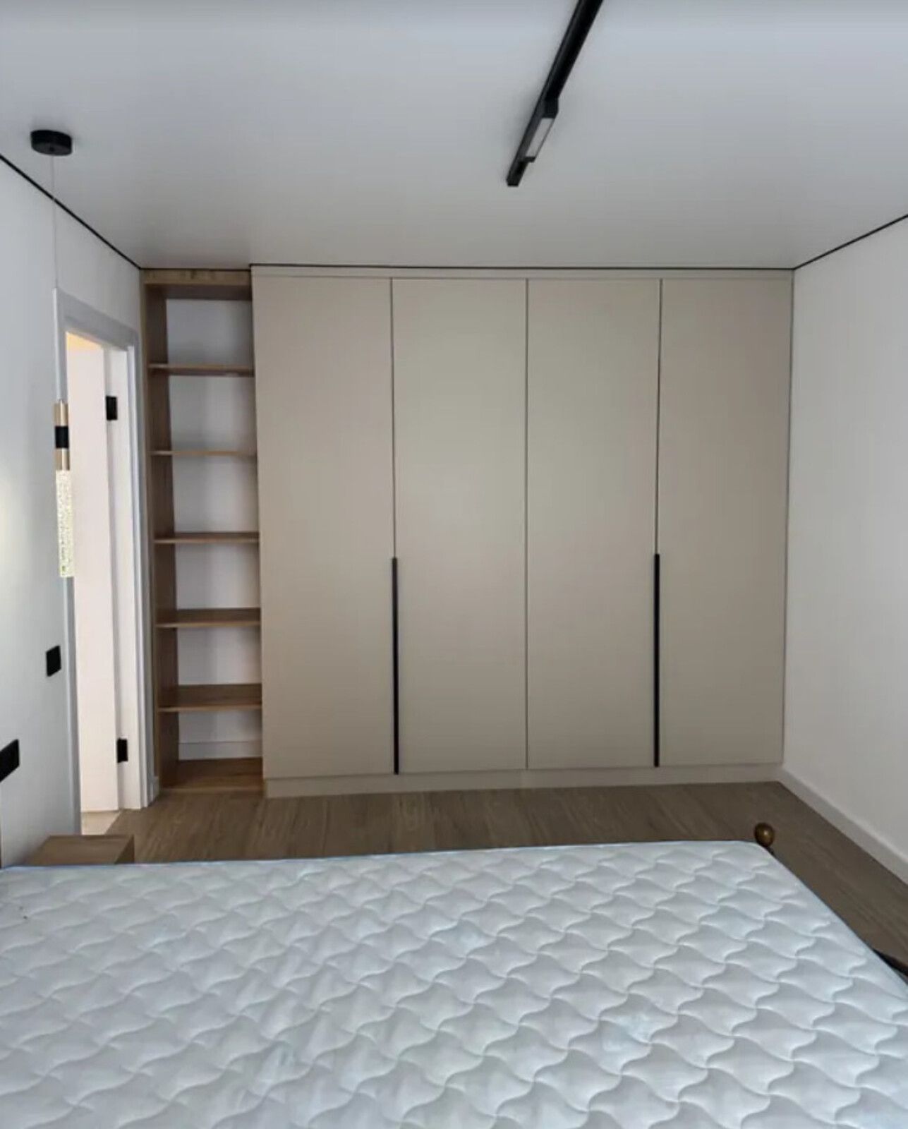 Продаж 3к квартири 102 кв. м на вул. Львівська