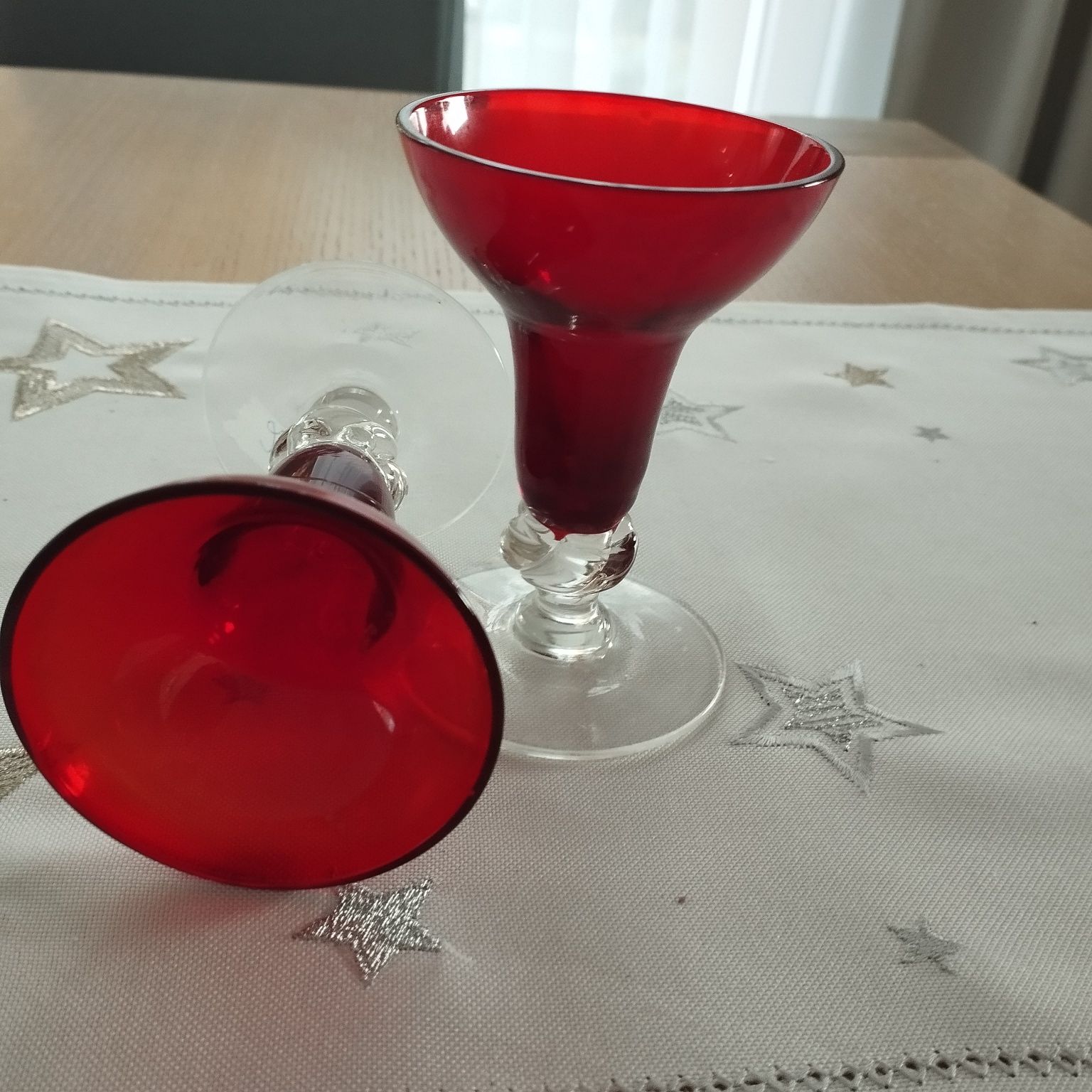 ZESTAW 2 świeczników ze szkła vintage ELME Glasbruk w kolorze rubinowo
