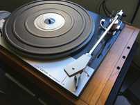 Lenco L75 gira-discos