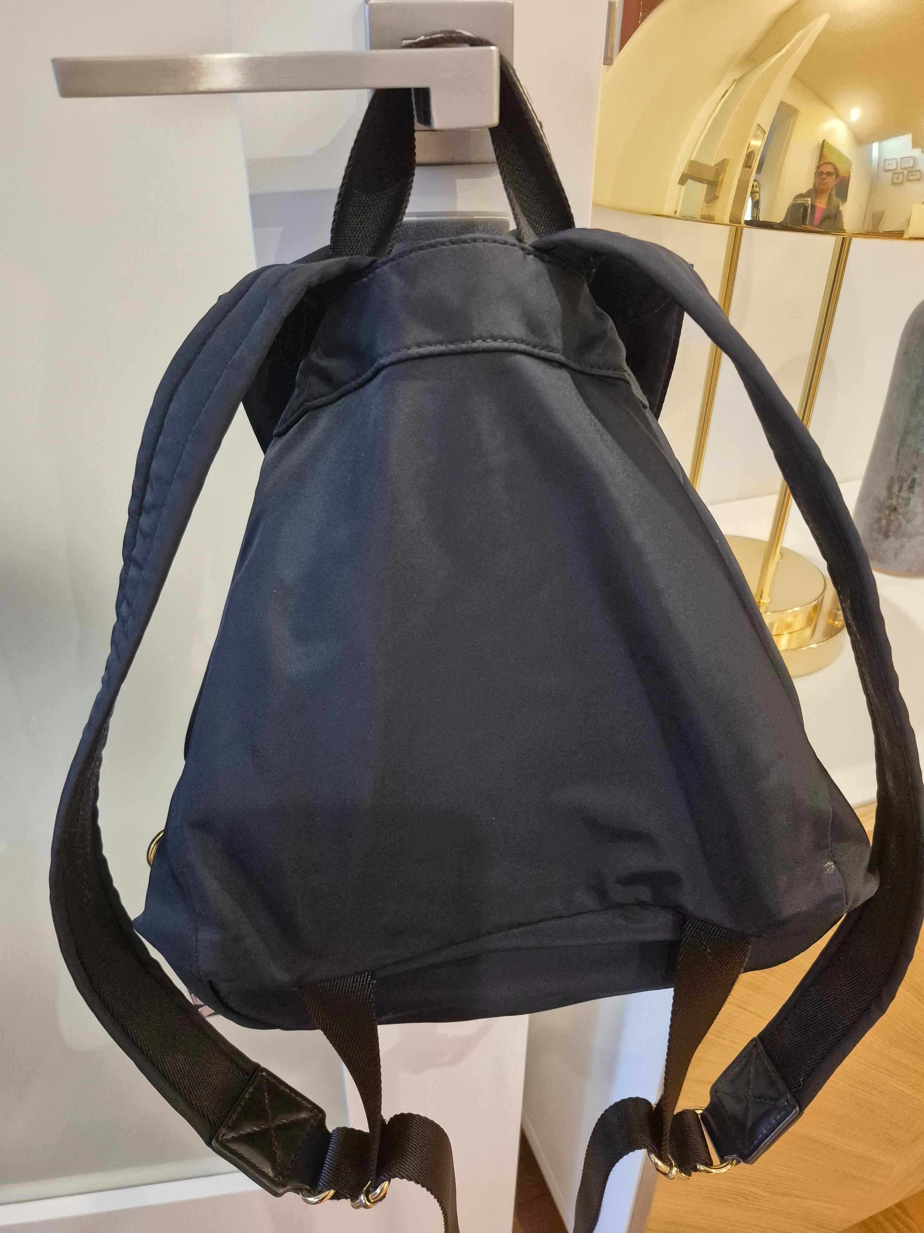 Mochila Bimba e Lola