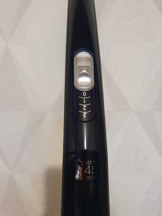 Вертикальний пилосос BOSCH BCH85N