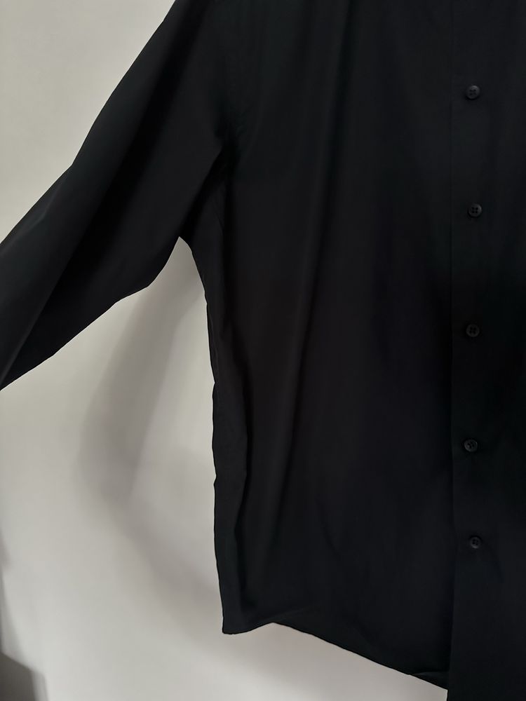 Czarna klasyczna koszula BYTOM rozmiar. 45