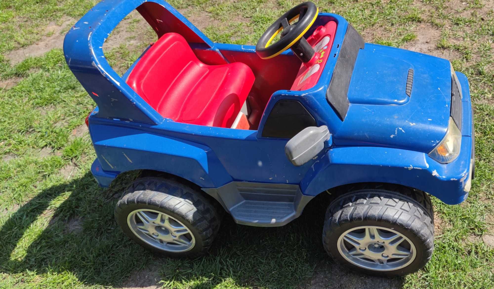 Autko na akumulator Jeep Peg Perego