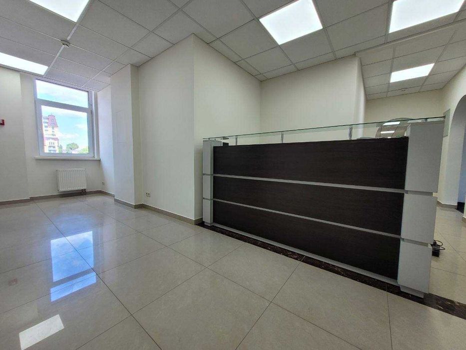 Офіс-поверх, центр Подолу, поруч метро Контрактова Площа