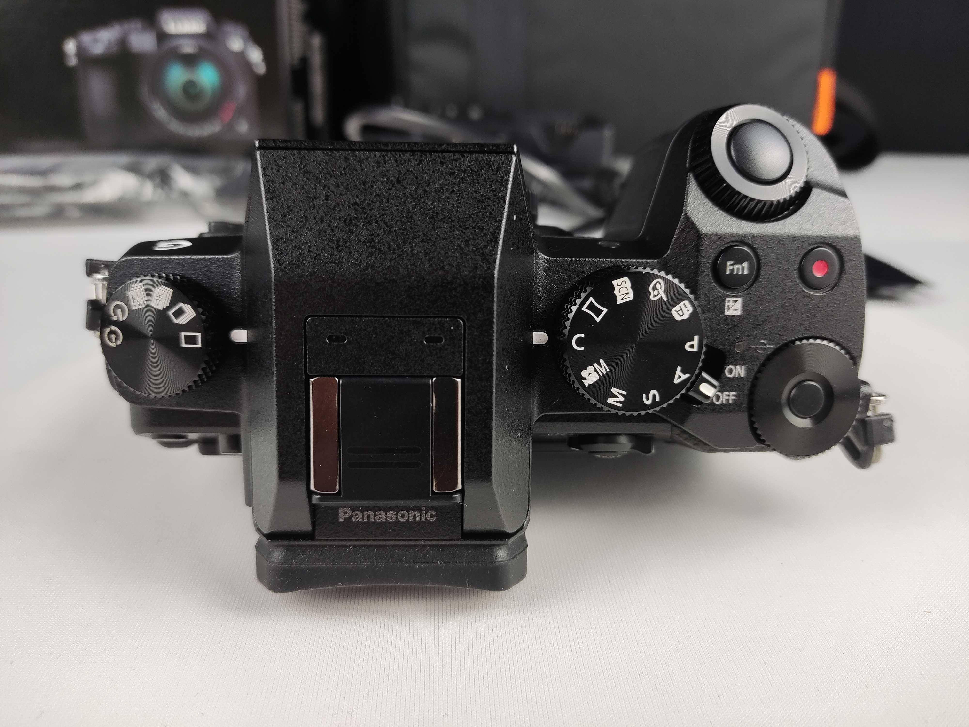 Panasonic Lumix G7 + 25mm f/1.7