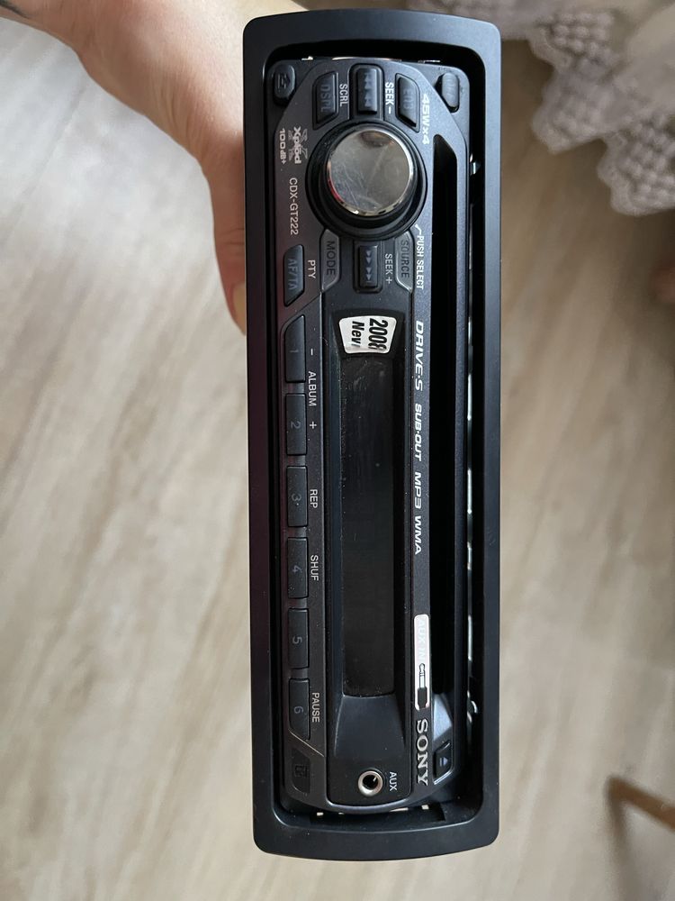 Продам  Sony ОРИГІНАЛ! + блютуз адаптер