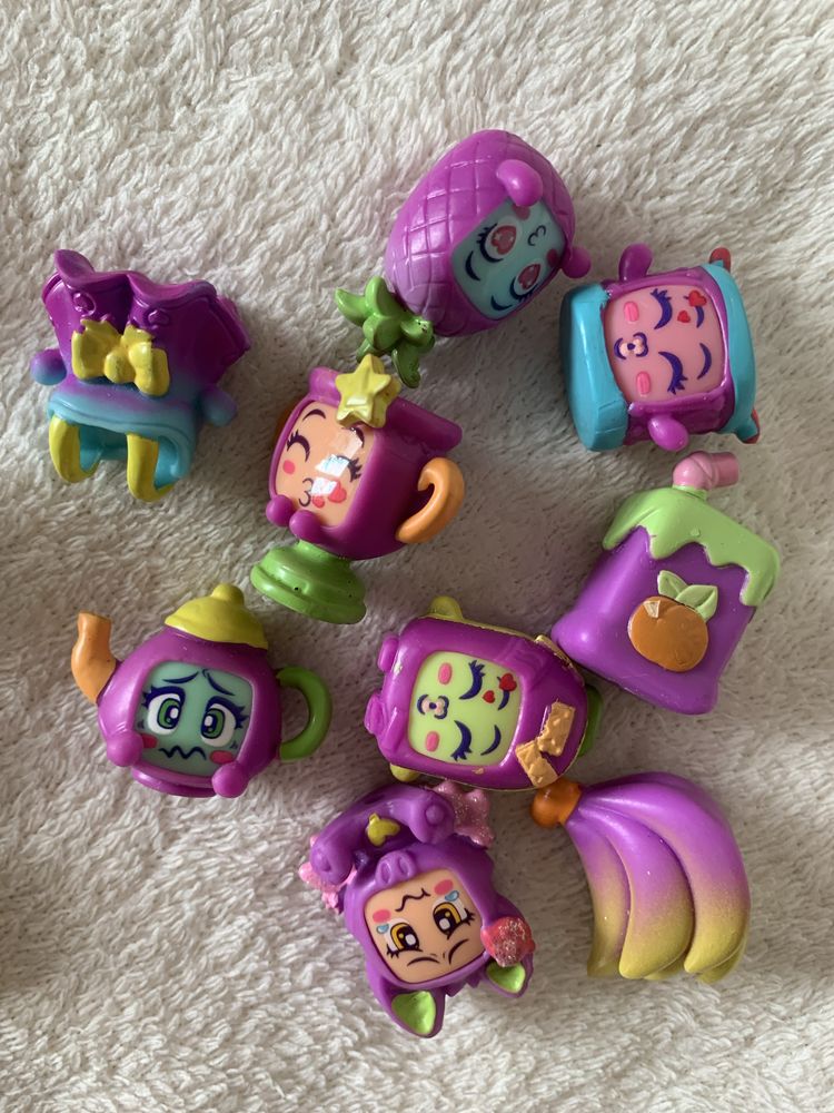Zestaw 43 figurek Moji pops