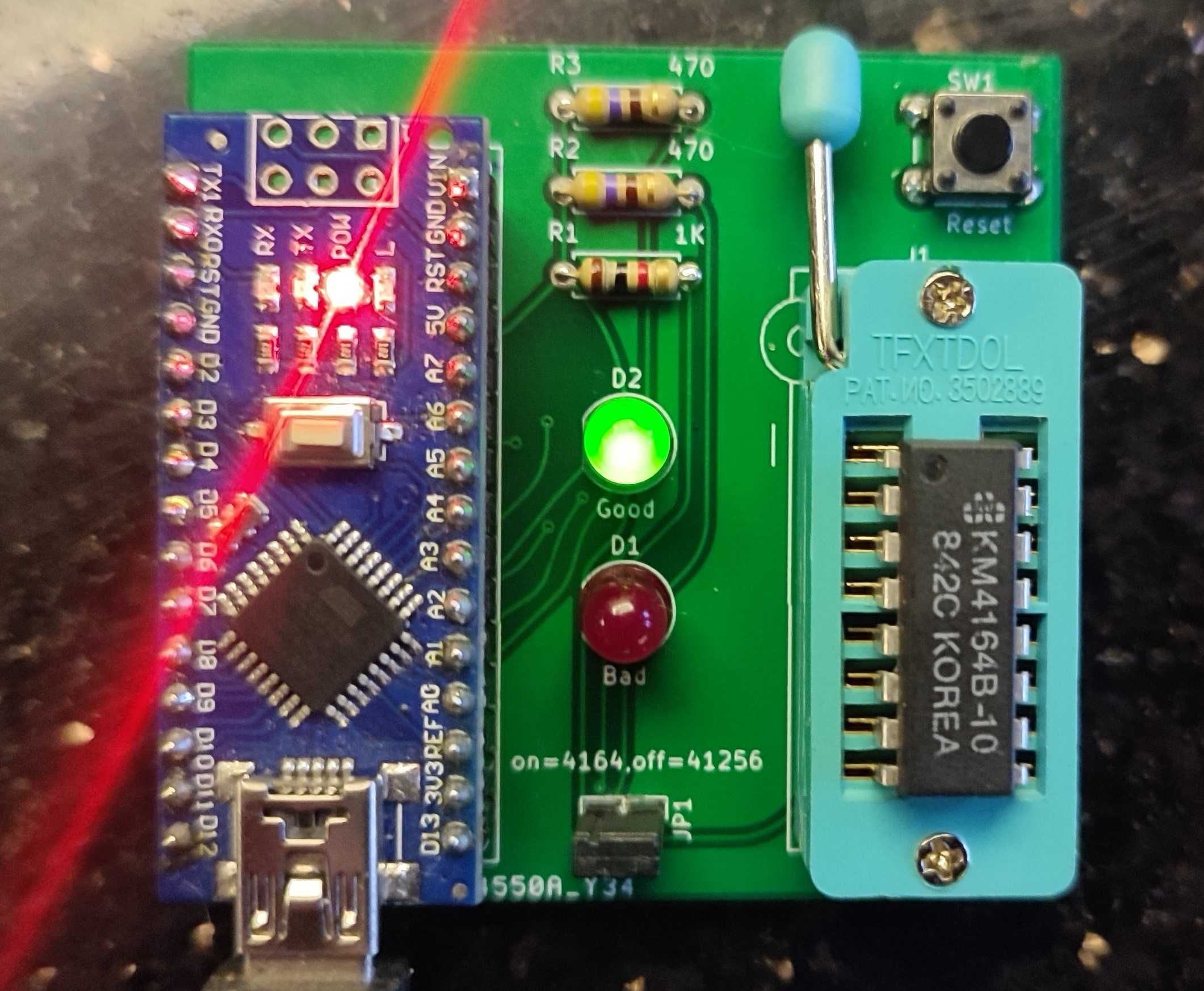 Tester DRAM 4164/41256 stosowanych np. Atari, Commodore