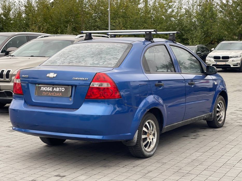 Автомобіль Chevrolet Aveo