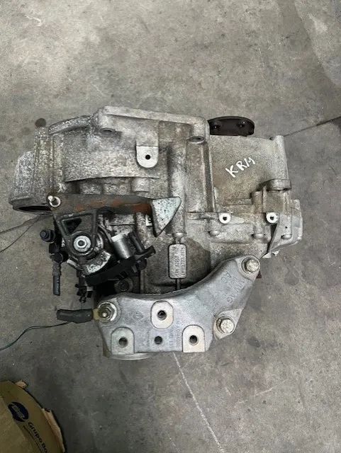 Caixa de Velocidades Vw Golf 2.0 TDI ref: KRM