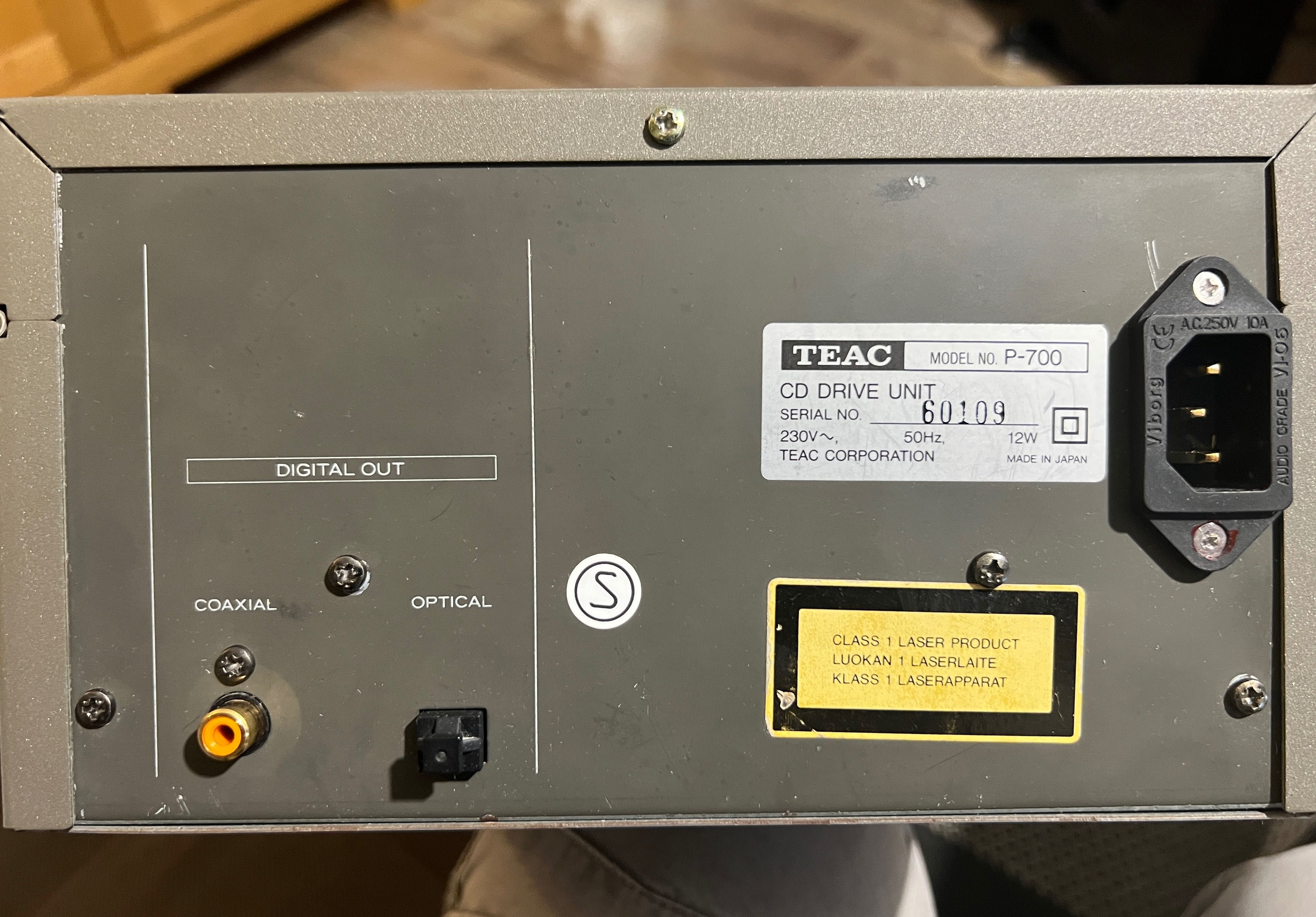 TEAC  P-700  HighEnd  VRDS