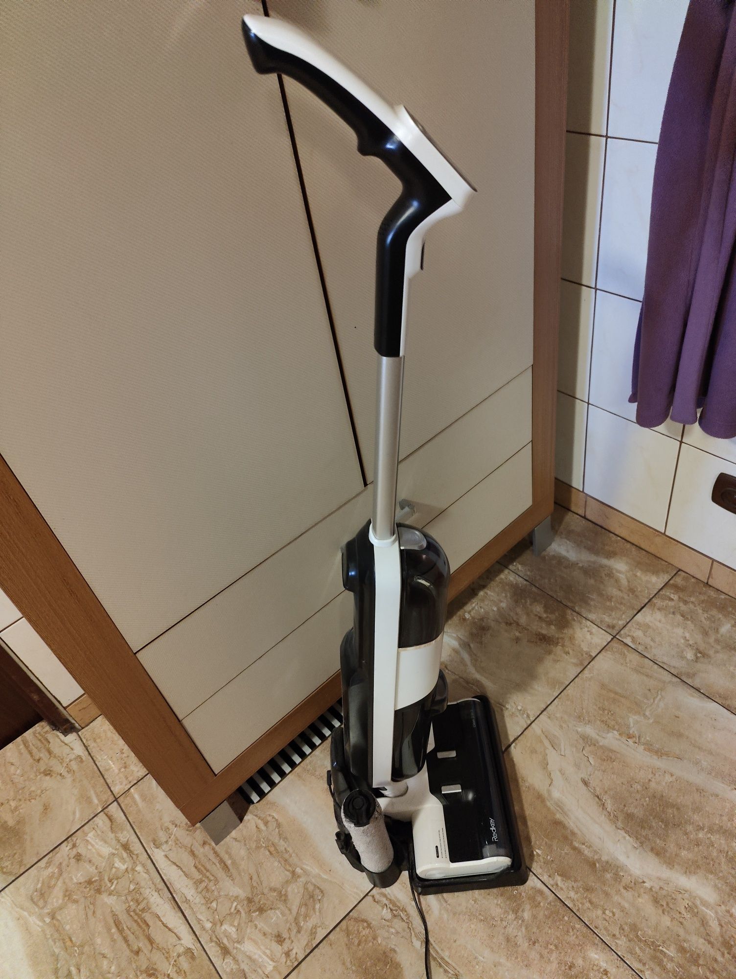 Odkurzacz myjący redkey W12