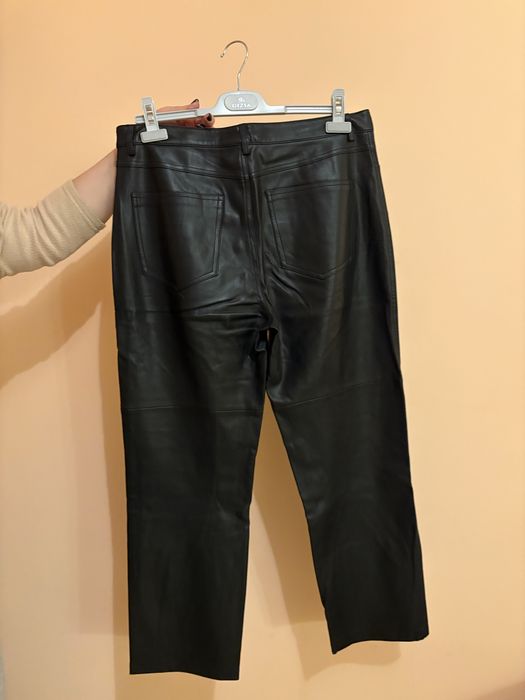 Штани з екошкіри Mango