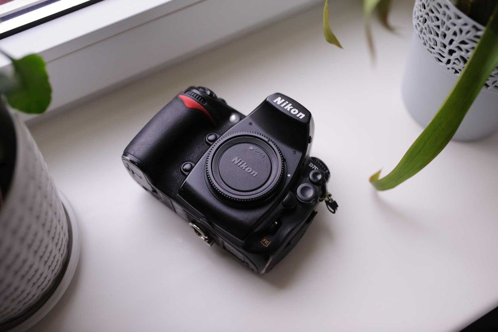 Nikon D700. Повний комплект