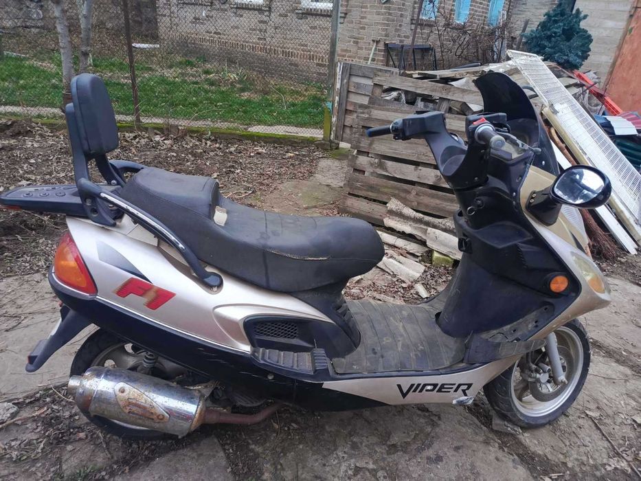 Скутер Вайпер 150