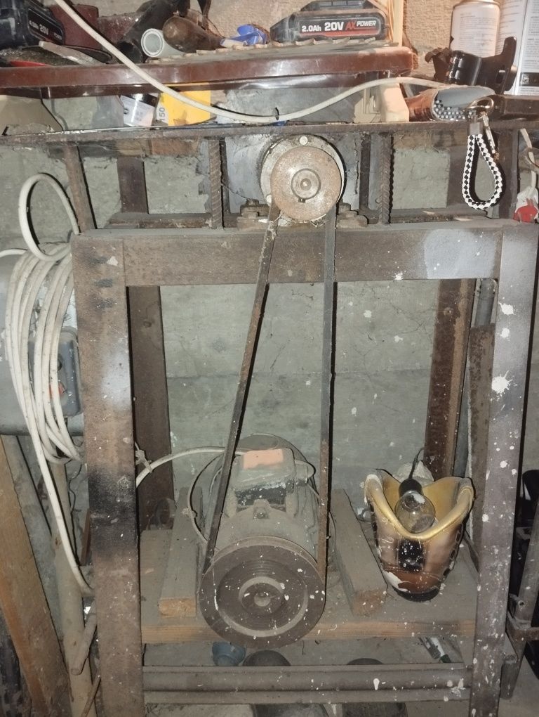 Продам 3 фазну циркуляру