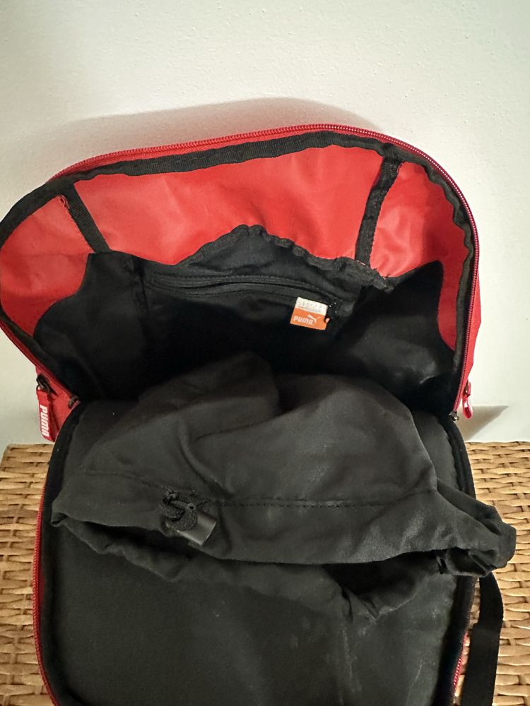 Mochila marca PUMA