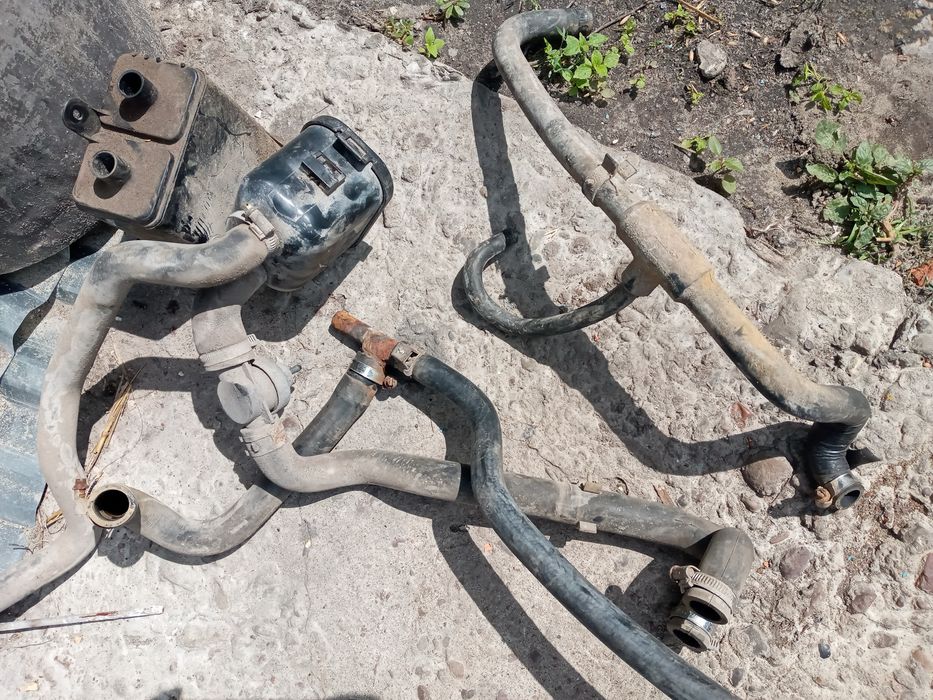 Продам на форд сієру одним лотом