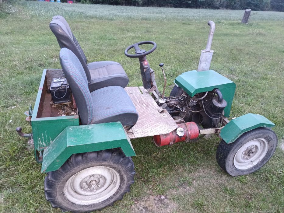 Traktor SAM, ciągnik fiat 126p