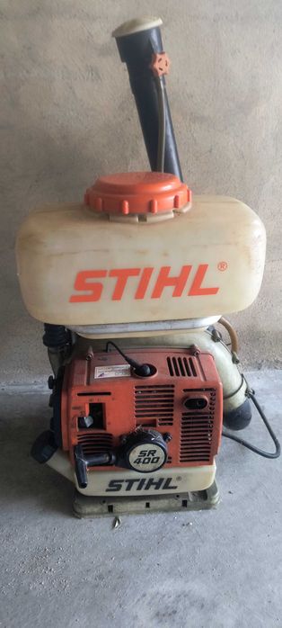 Vendo uma maquina de sulfatar stihl sr 400