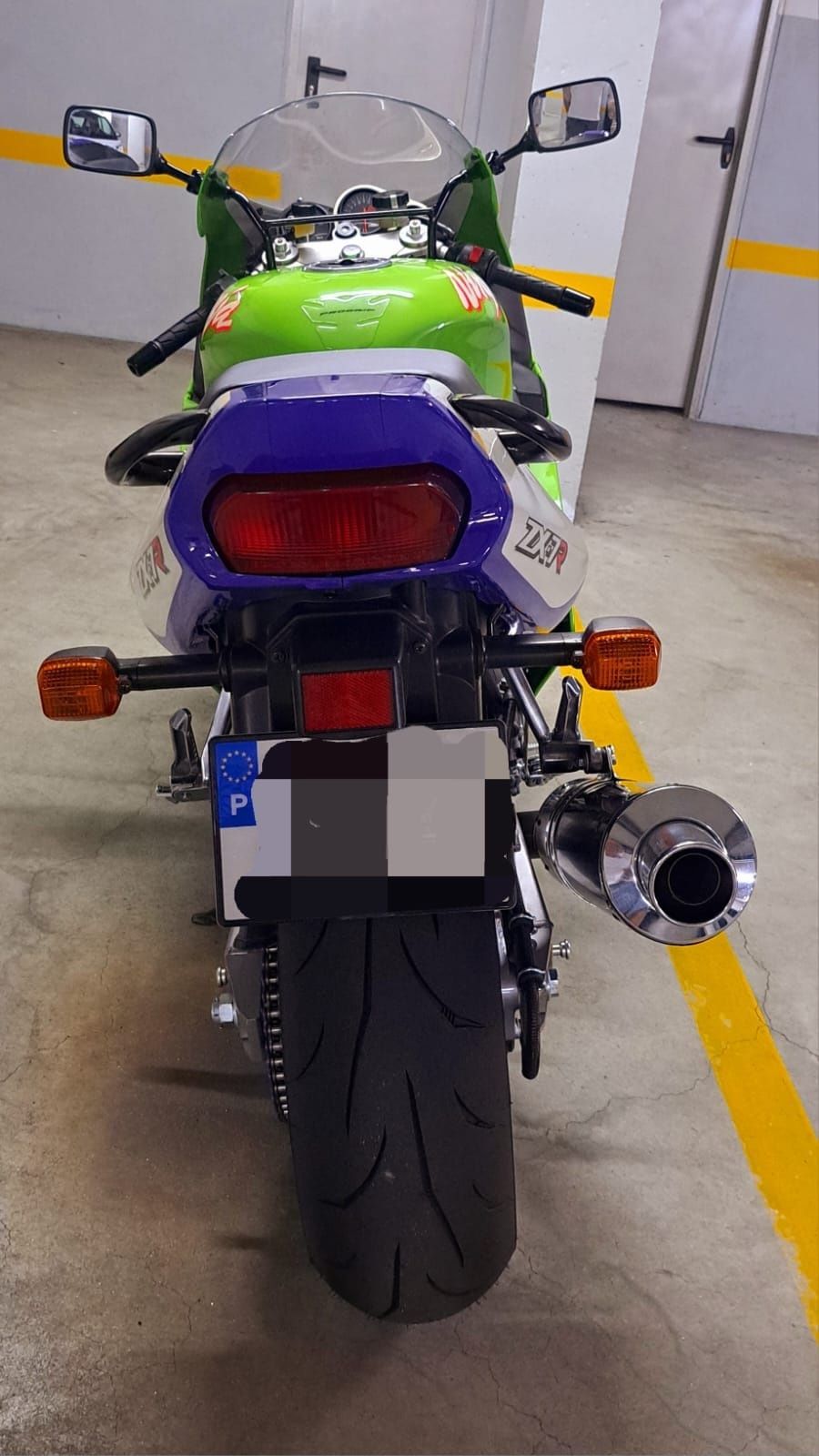 Kawasaki ZX7R Ninja