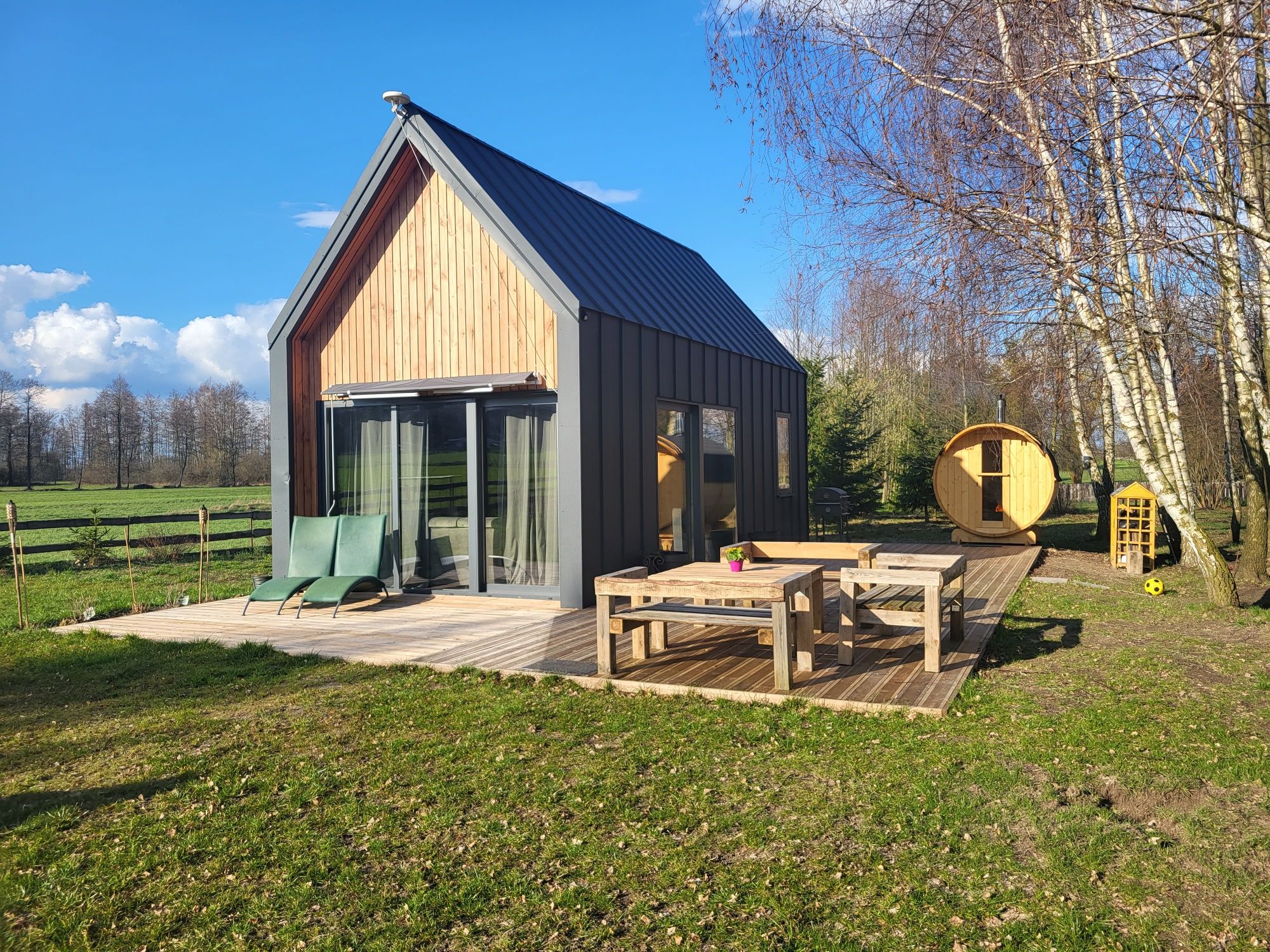 Dom sauna jacuzzi 100 km od Warszawy