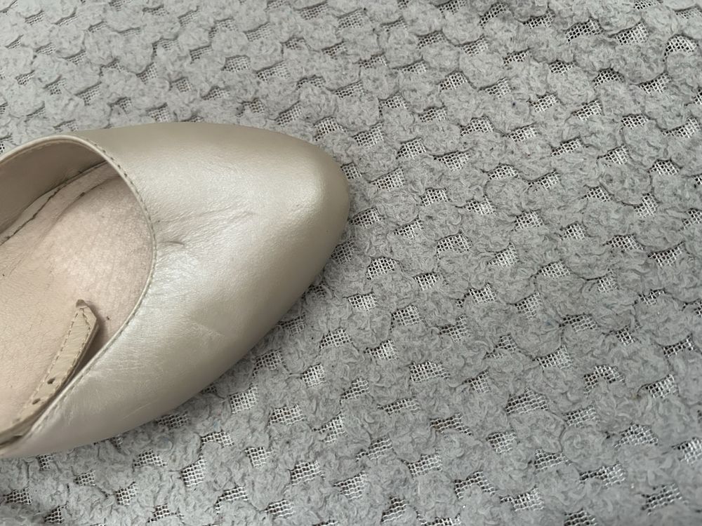 Buty ślubne Kotyl 35 perłowe skóra naturalna licowa