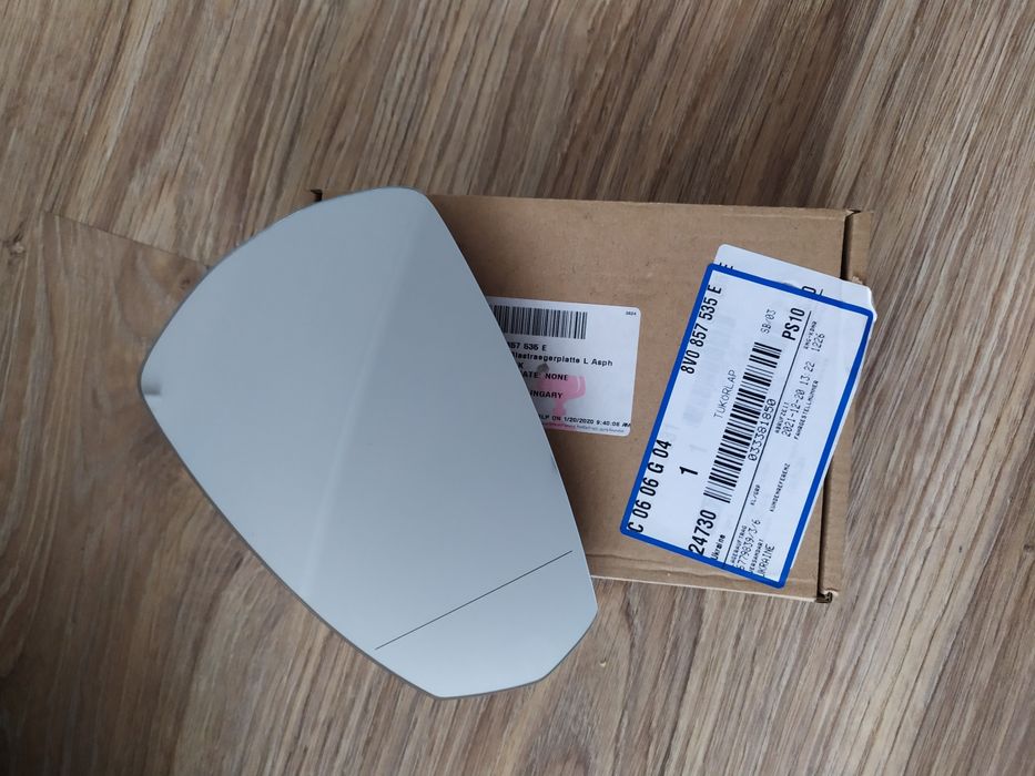 8V0857535E Стекло зеркала Ауди (оригинал)