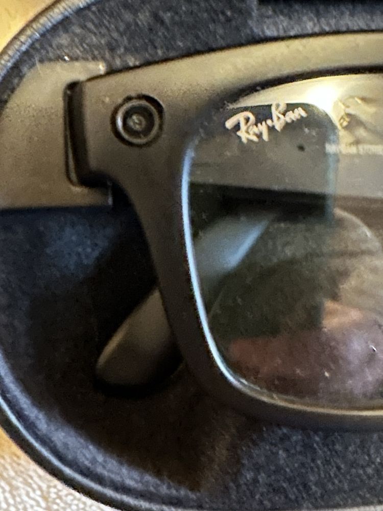 Ray-Ban Stories Wayfarer RW4002 Camera/Audio Smart Sunglasses