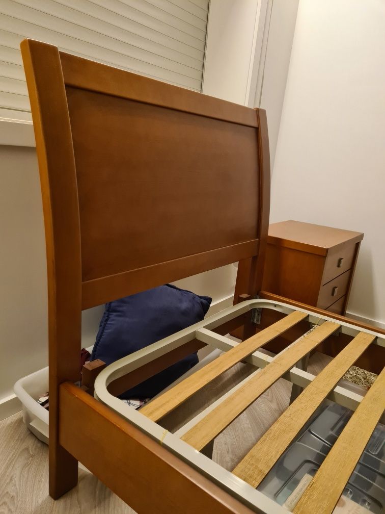 Cama solteiro + OFERTA de cabeceira (tudo em Faia)